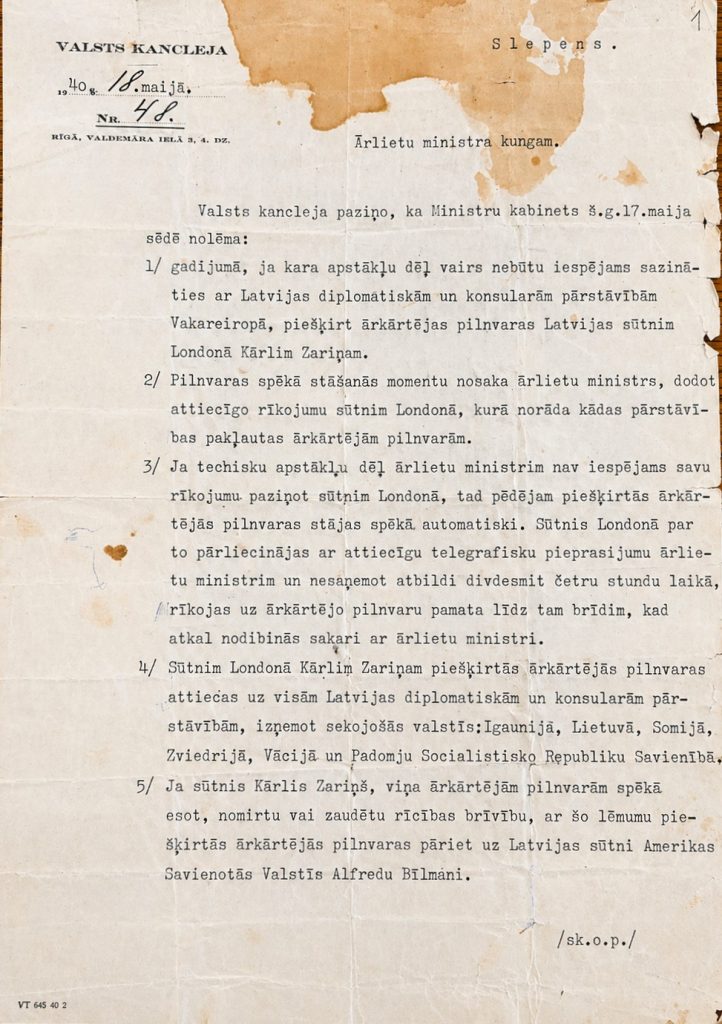 Latvijas Republikas Ministru kabineta 1940. gada 17. maijā sēdē piešķirtās ārkārtējās pilnvaras sūtnim Kārlim Zariņam. Avots: LNA_LVVA_F1313_1_192, 1. lp.