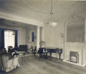 Latvijas sūtniecības nama Londonā reprezentācijas telpas. 20. gs. 30. gadi. LNA_LVA, F2263_1_198, 7. lp.